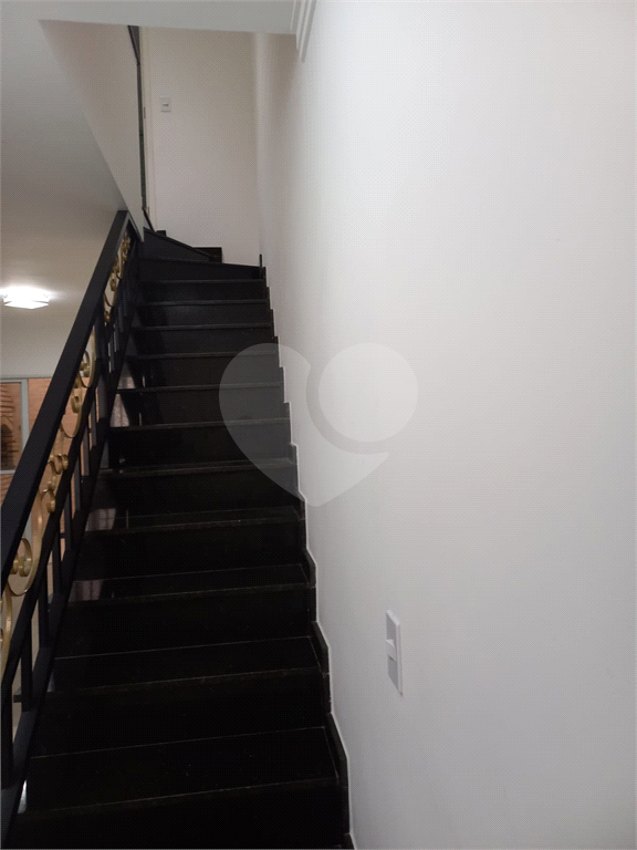 Casa em condomínio na Vila Maria 2 vagas