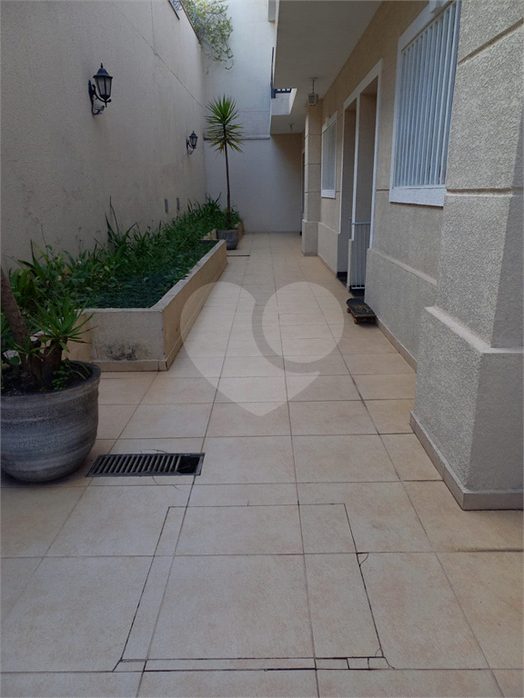 Casa em condomínio na Vila Maria 2 vagas