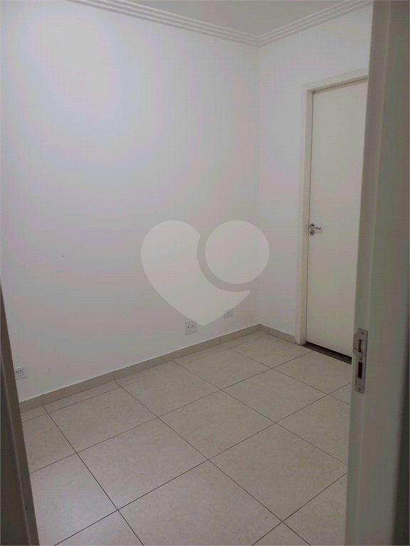 Casa em condomínio na Vila Maria 2 vagas