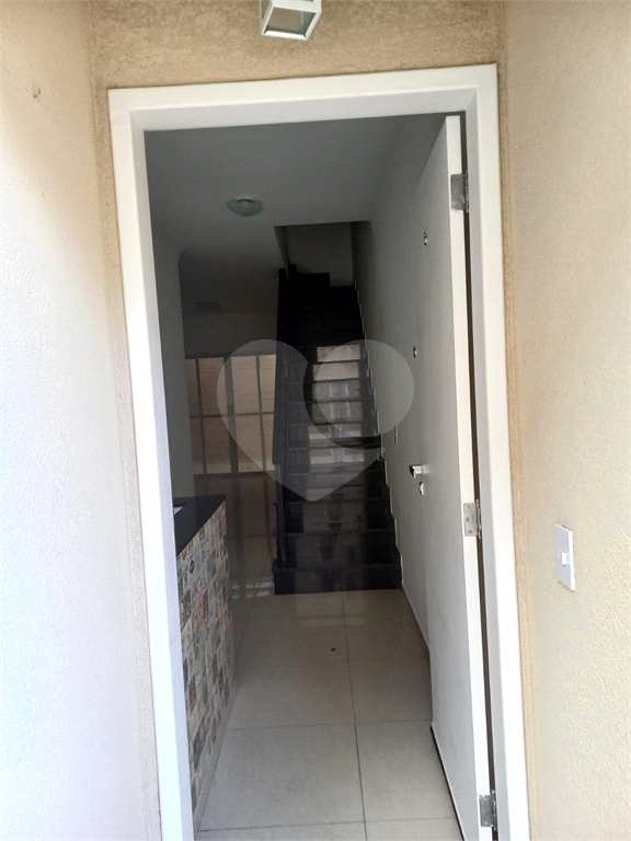 Casa em condomínio na Vila Maria 2 vagas