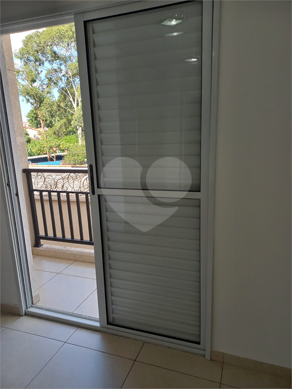 Casa em condomínio na Vila Maria 2 vagas