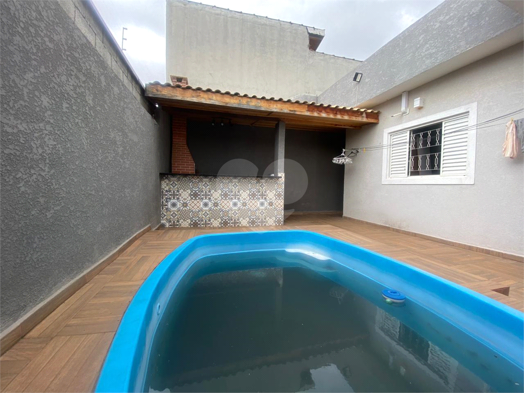 Casa para alugar com 2 quartos, 120m² - Foto 25