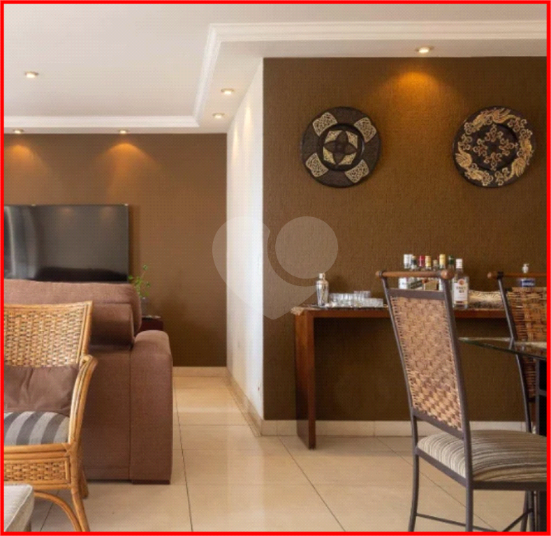 APARTAMENTO em VILA LEOPOLDINA