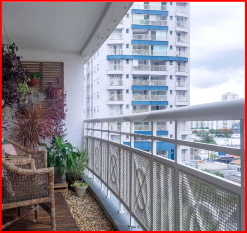 APARTAMENTO em VILA LEOPOLDINA
