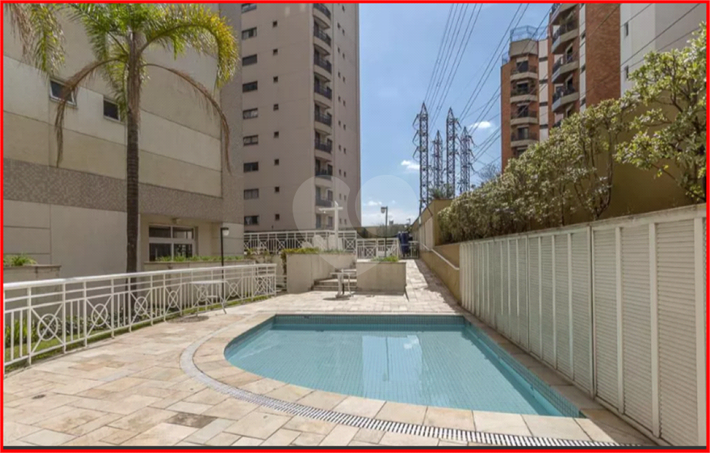 APARTAMENTO em VILA LEOPOLDINA