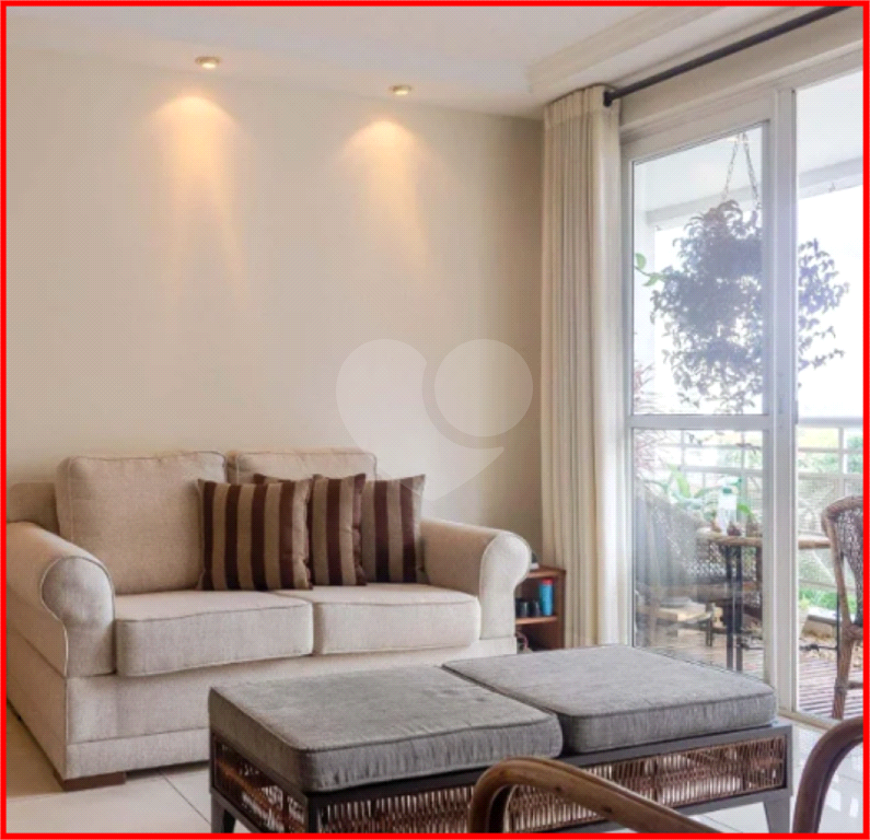 APARTAMENTO em VILA LEOPOLDINA