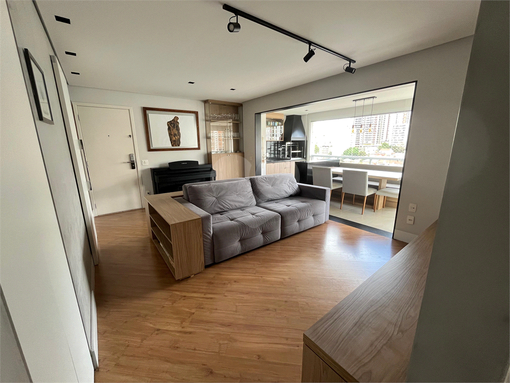 Apartamento à venda no Sumaré com 3 quartos, send 1 suite, 2 vagas 88 m2