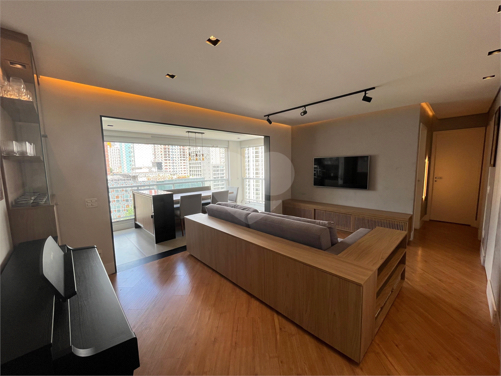 Apartamento à venda no Sumaré com 3 quartos, send 1 suite, 2 vagas 88 m2