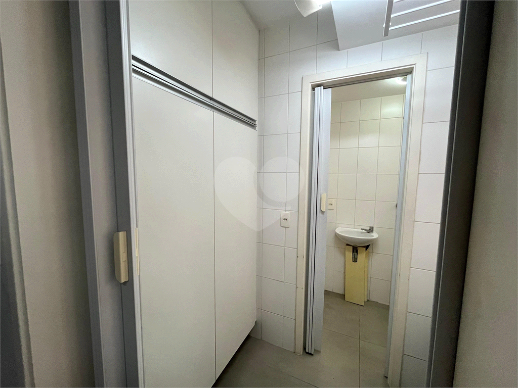 Apartamento à venda no Sumaré com 3 quartos, send 1 suite, 2 vagas 88 m2