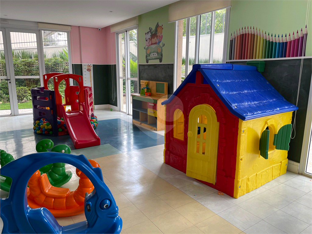 Apartamento à venda no Sumaré com 3 quartos, send 1 suite, 2 vagas 88 m2