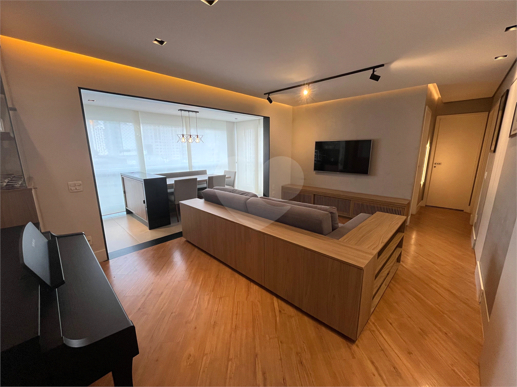 Apartamento à venda no Sumaré com 3 quartos, send 1 suite, 2 vagas 88 m2
