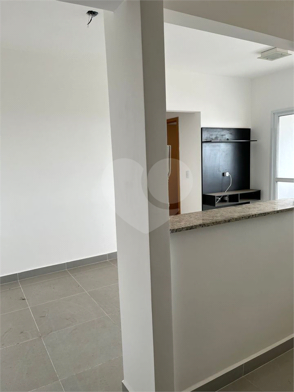 Apartamento para alugar com 2 quartos, 52m² - Foto 2