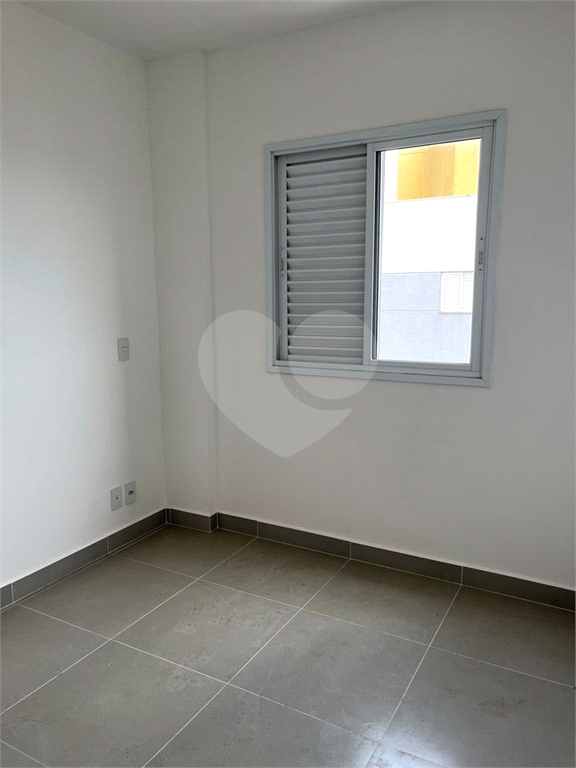 Apartamento para alugar com 2 quartos, 52m² - Foto 9