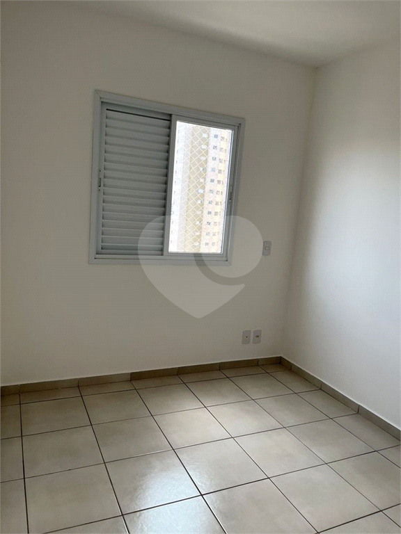 Apartamento para alugar com 2 quartos, 50m² - Foto 10