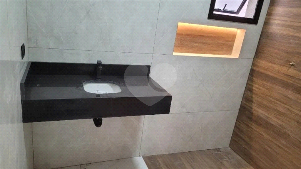 Casa à venda com 3 quartos, 74m² - Foto 2