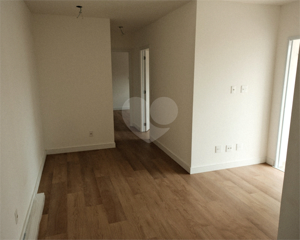 Apartamento à venda com 2 quartos, 61m² - Foto 8