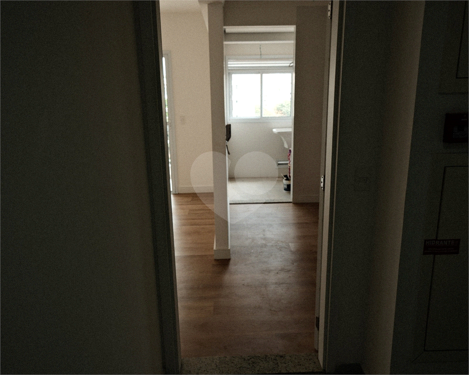 Apartamento à venda com 2 quartos, 61m² - Foto 11