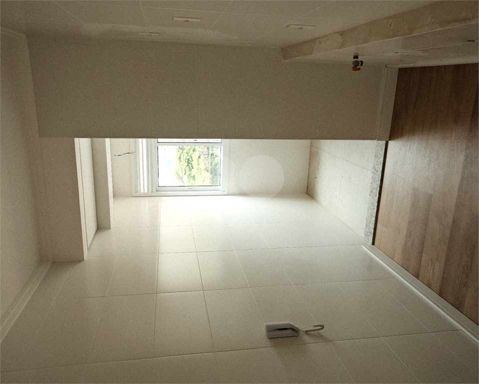 Apartamento à venda com 2 quartos, 61m² - Foto 13