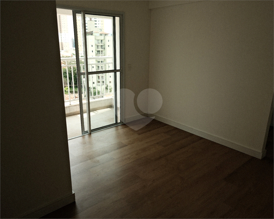 Apartamento à venda com 2 quartos, 61m² - Foto 3