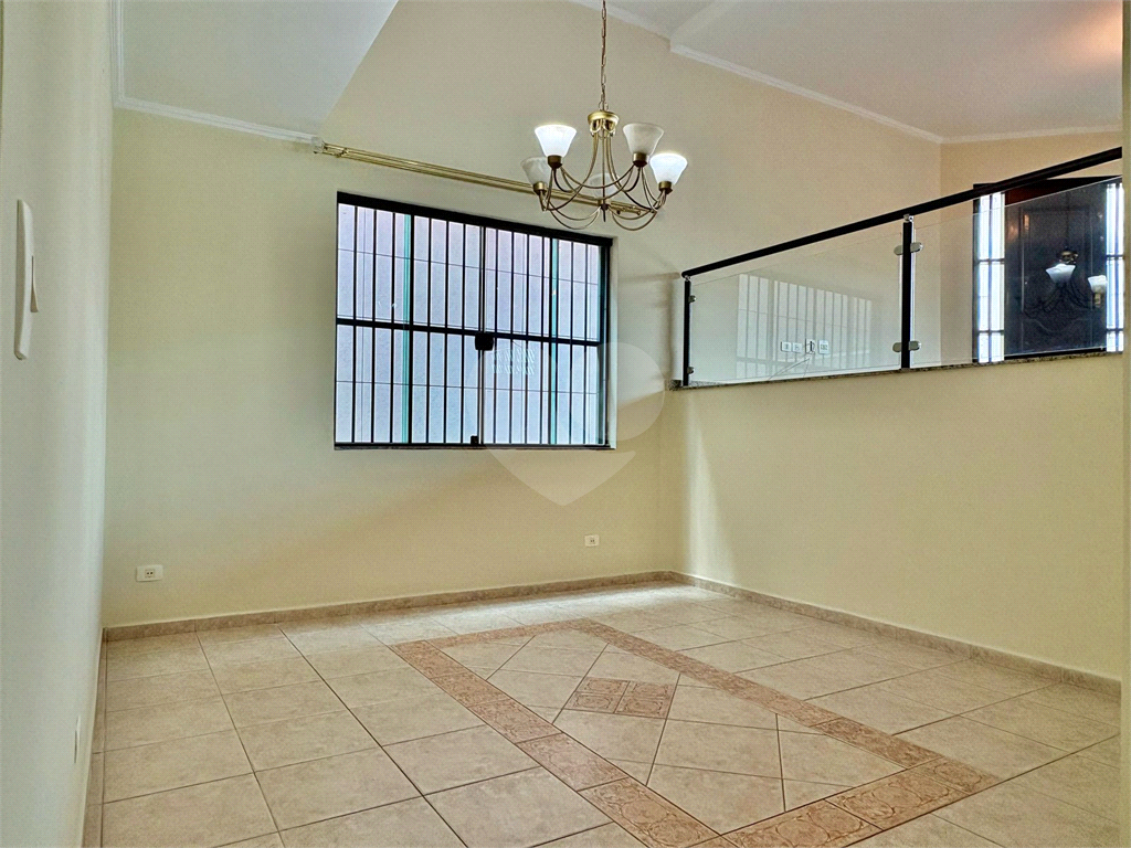 Sobrado à venda e aluguel com 3 quartos, 272m² - Foto 12