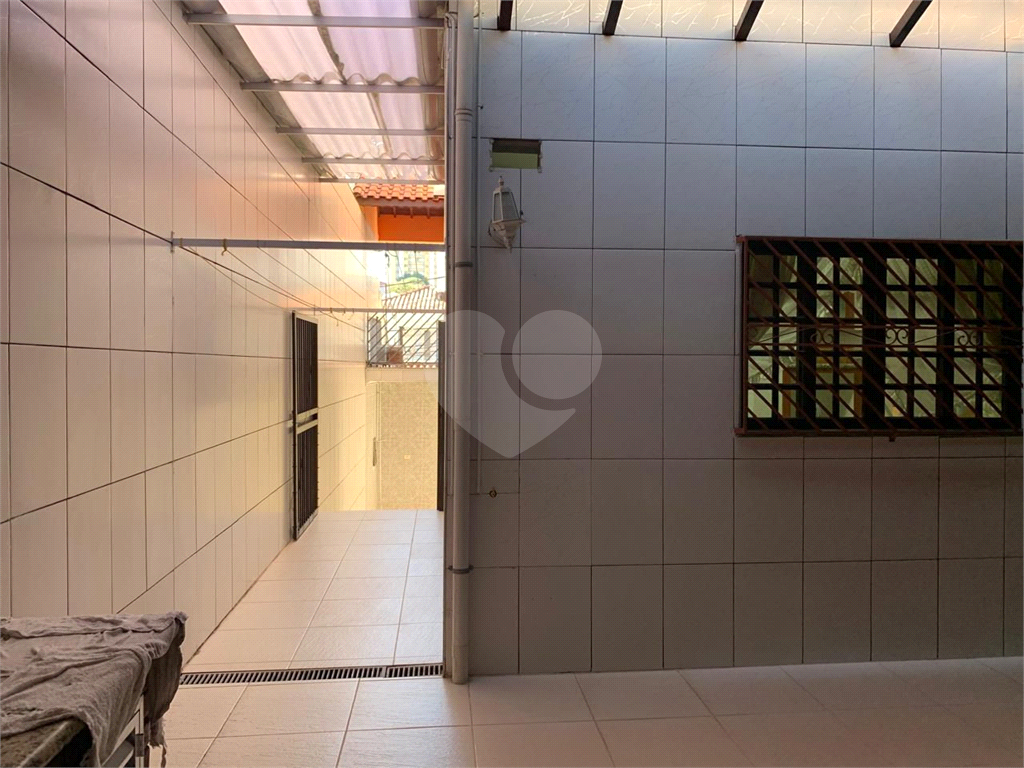 Sobrado à venda e aluguel com 3 quartos, 225m² - Foto 15