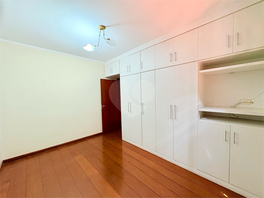 Sobrado à venda e aluguel com 3 quartos, 272m² - Foto 36