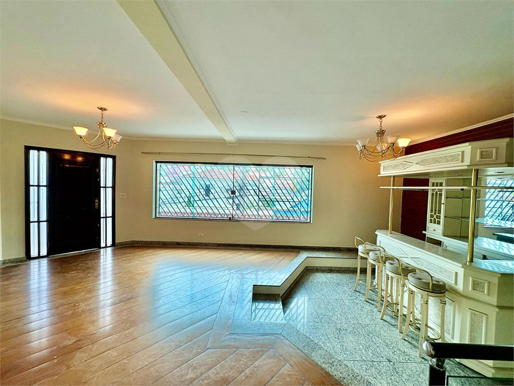 Sobrado à venda e aluguel com 3 quartos, 272m² - Foto 13
