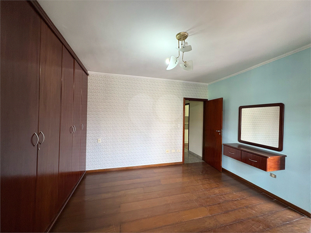 Sobrado à venda e aluguel com 3 quartos, 272m² - Foto 20