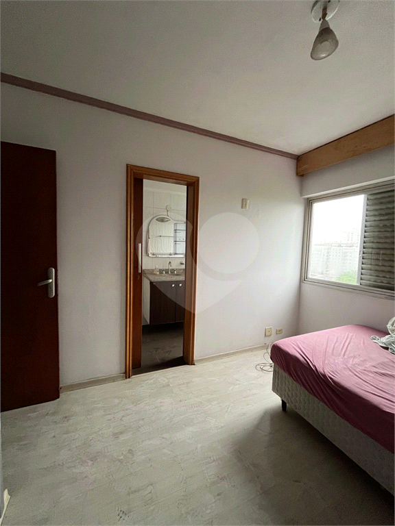 APARTAMENTO em SANTANA