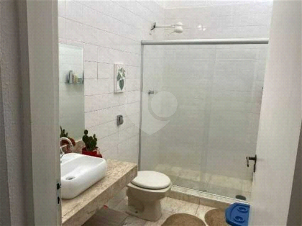 Casa à venda com 4 quartos, 222m² - Foto 2