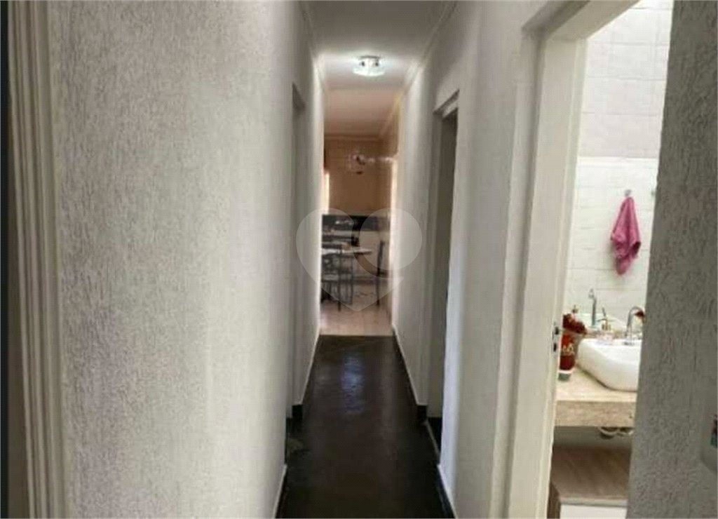 Casa à venda com 4 quartos, 222m² - Foto 3