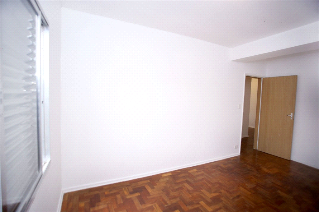 Apartamento à venda com 2 quartos, 77m² - Foto 8