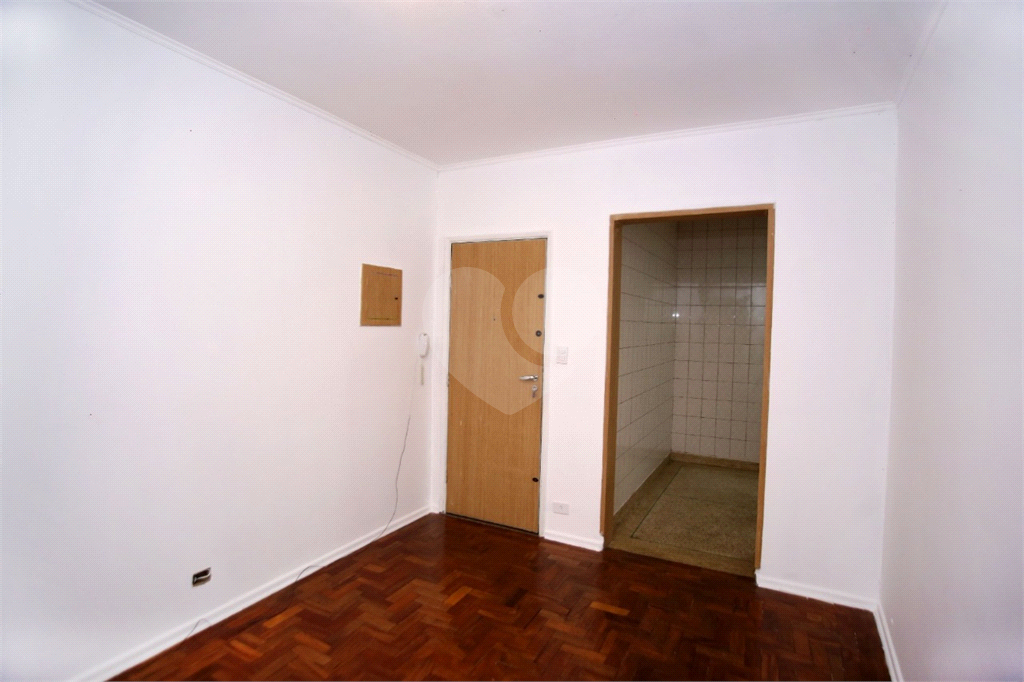 Apartamento à venda com 2 quartos, 77m² - Foto 11