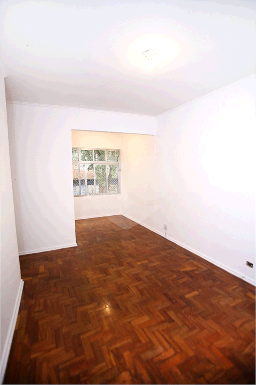 Apartamento à venda com 2 quartos, 77m² - Foto 9