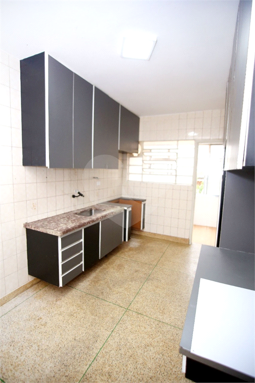 Apartamento à venda com 2 quartos, 77m² - Foto 14