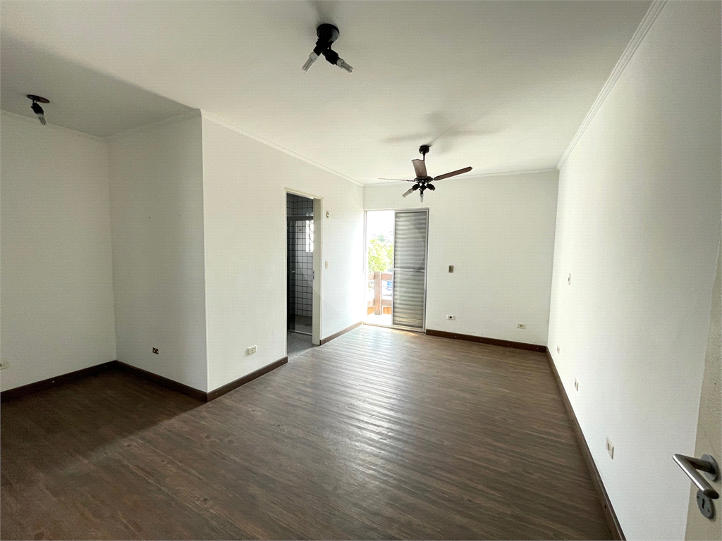 Sobrado comercial e residencial no Tremembé