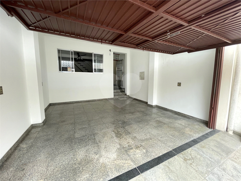 Sobrado comercial e residencial no Tremembé