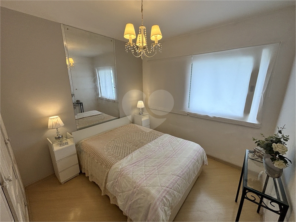 Apartamento à venda com 3 quartos, 95m² - Foto 10