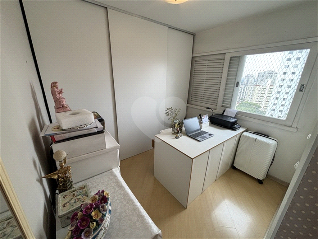 Apartamento à venda com 3 quartos, 95m² - Foto 16