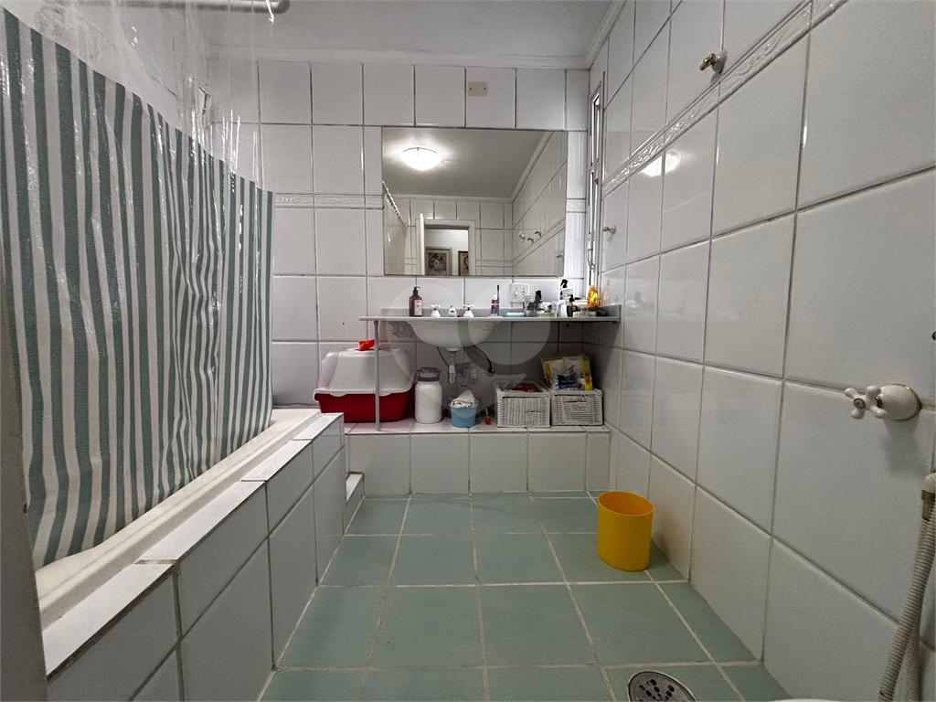 APARTAMENTO BAIRRO PARAÍSO COM 146 M² ÚTEIS - 2 VAGAS.