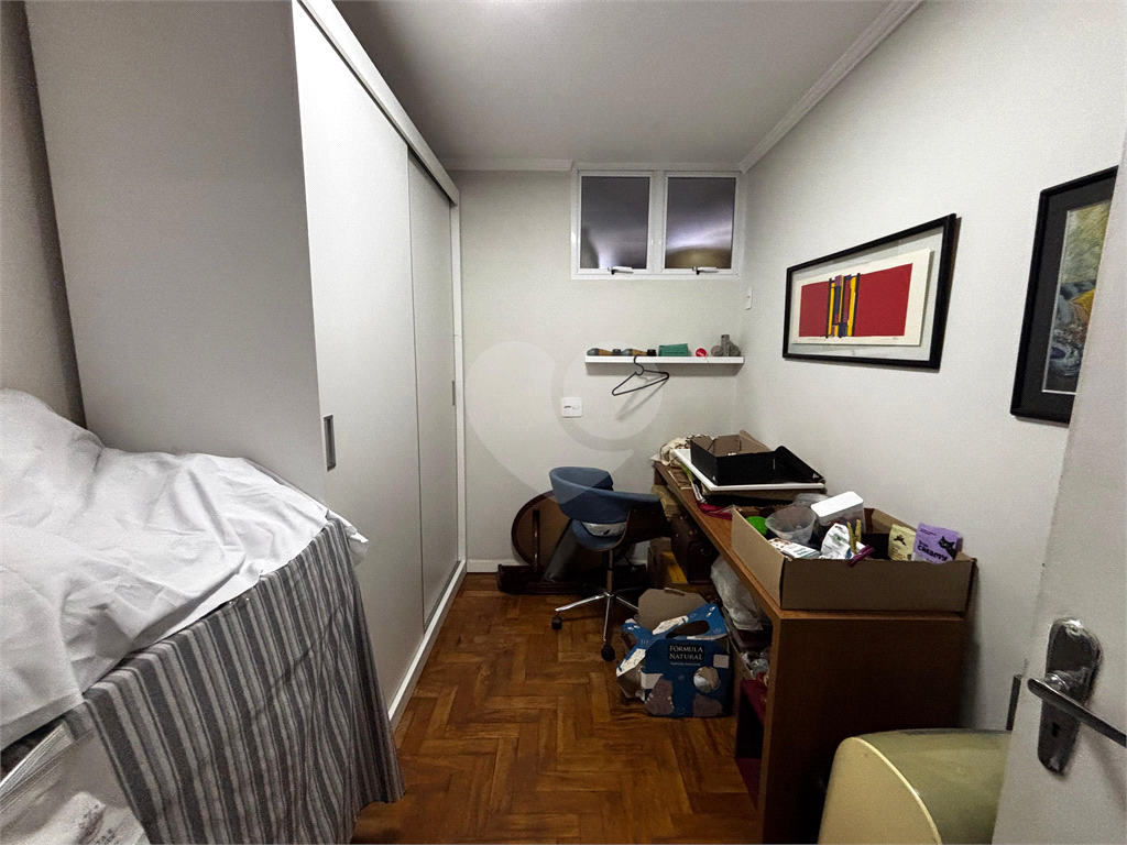 APARTAMENTO BAIRRO PARAÍSO COM 146 M² ÚTEIS - 2 VAGAS.