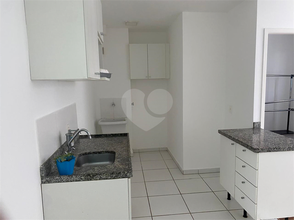 Apartamento à venda com 2 quartos, 36m² - Foto 6