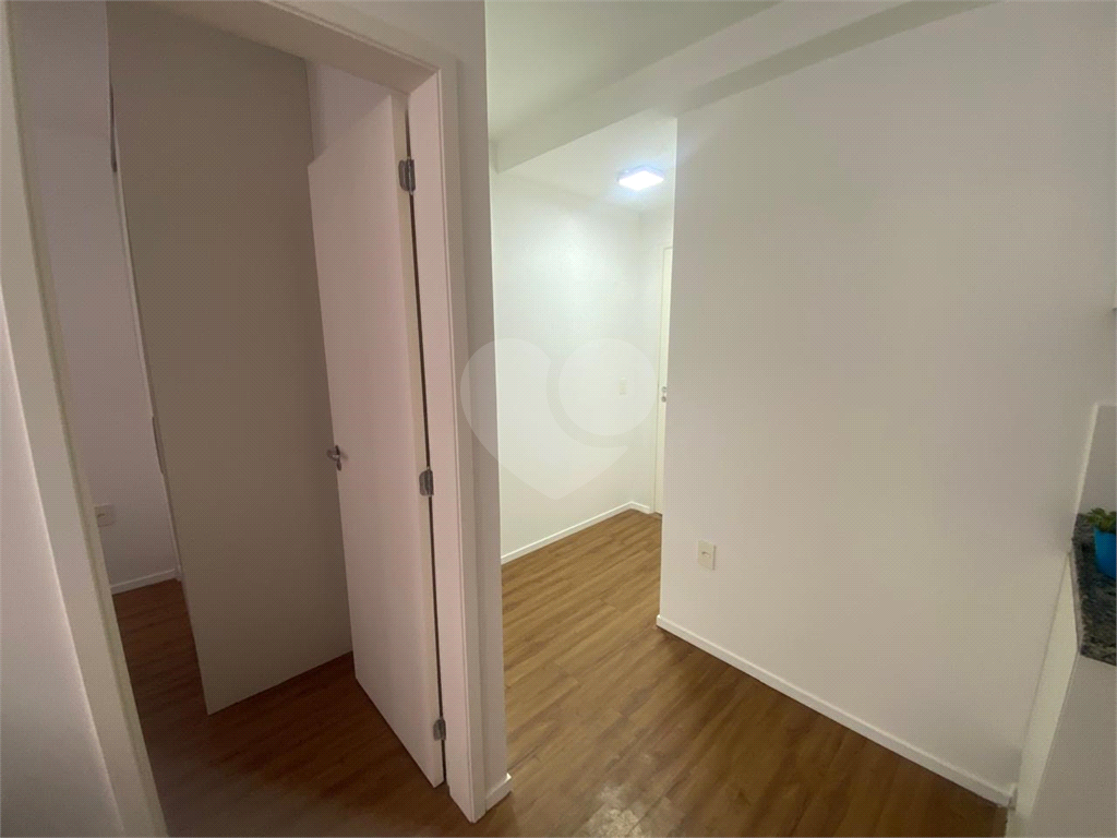 Apartamento à venda com 2 quartos, 36m² - Foto 16