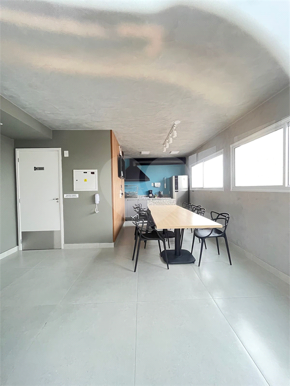 Apartamento Bem Localizado à Venda