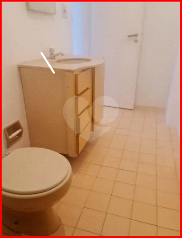 APARTAMENTO em HIGIENÓPOLIS