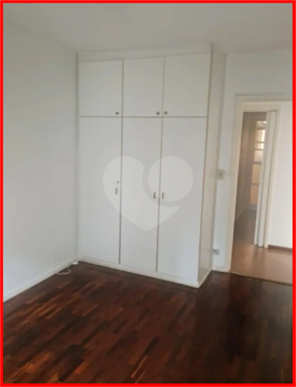 APARTAMENTO em HIGIENÓPOLIS