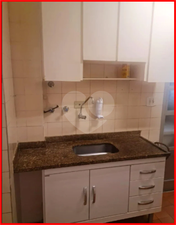 APARTAMENTO em HIGIENÓPOLIS