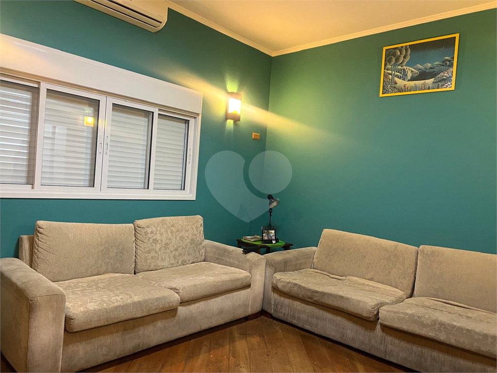 LINDO SOBRADO MUITO CONFORTO, ESPAÇO GOURMET,2 VAGAS, ESTUDA PERMUTA COMO PARTE DE PAGAMENTO .