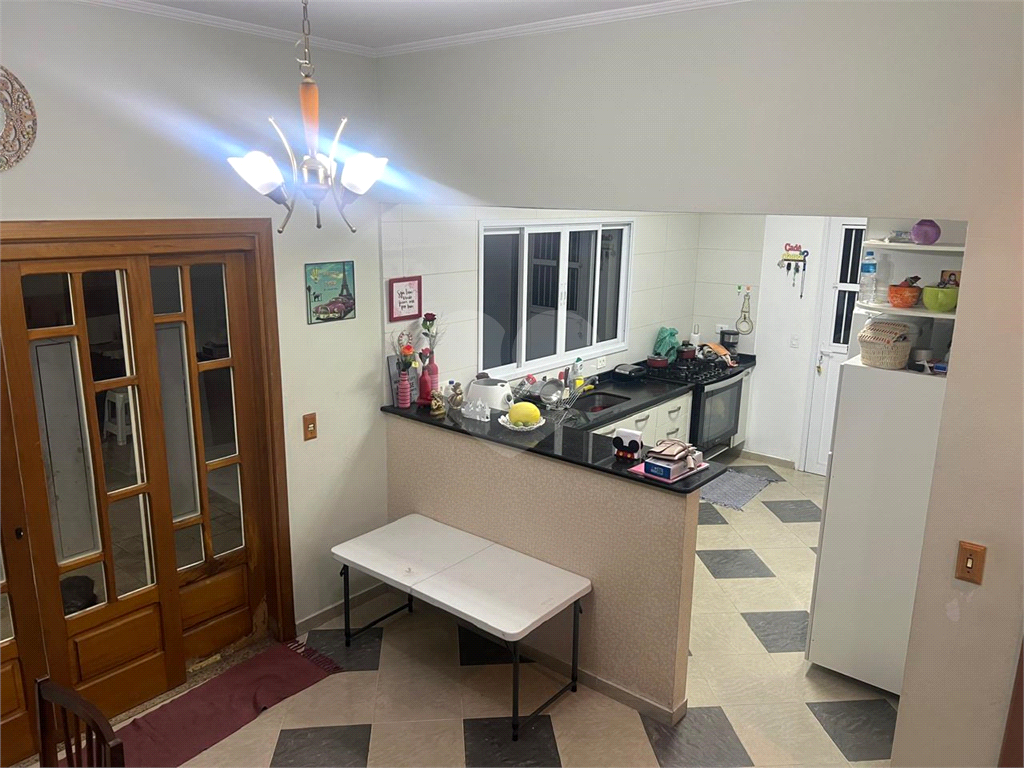 LINDO SOBRADO MUITO CONFORTO, ESPAÇO GOURMET,2 VAGAS, ESTUDA PERMUTA COMO PARTE DE PAGAMENTO .