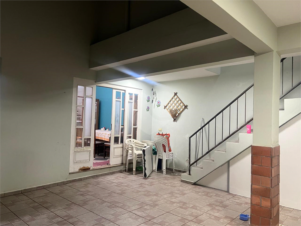 LINDO SOBRADO MUITO CONFORTO, ESPAÇO GOURMET,2 VAGAS, ESTUDA PERMUTA COMO PARTE DE PAGAMENTO .